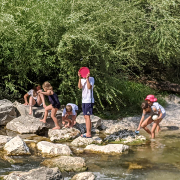 Sommer Deutschkurse für Kinder 7-9 in München: Ausflug an die Isar