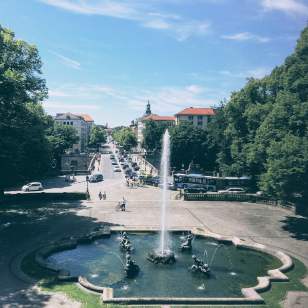 Luitpoldbrücke und Prinzregentenstraße in München